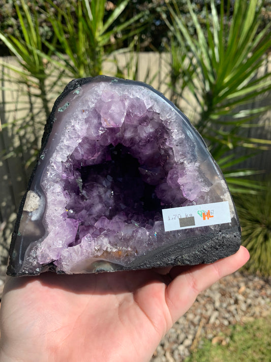 Amethyst Geode Cave