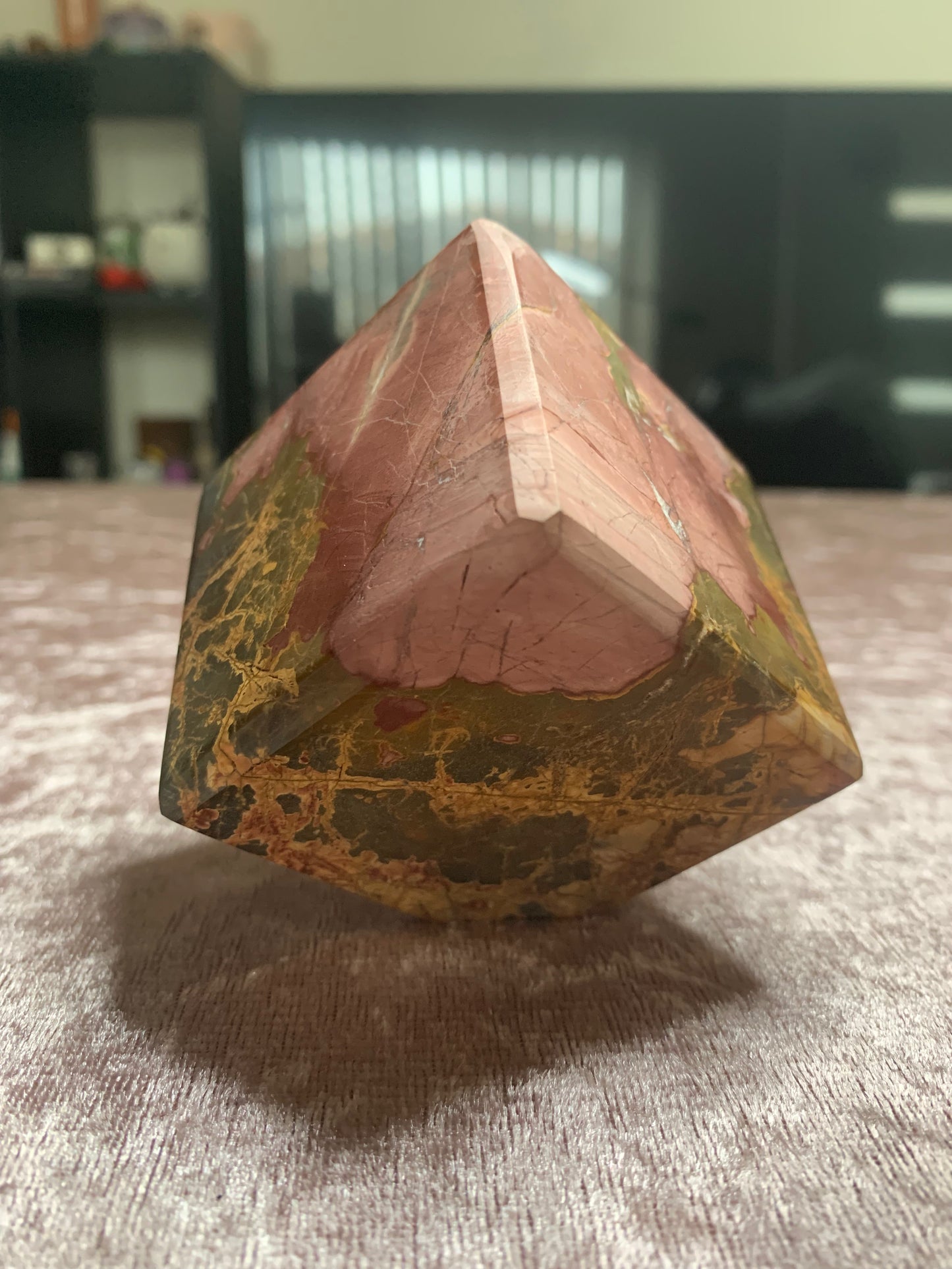 Cherry Creek Agate Floating Cube