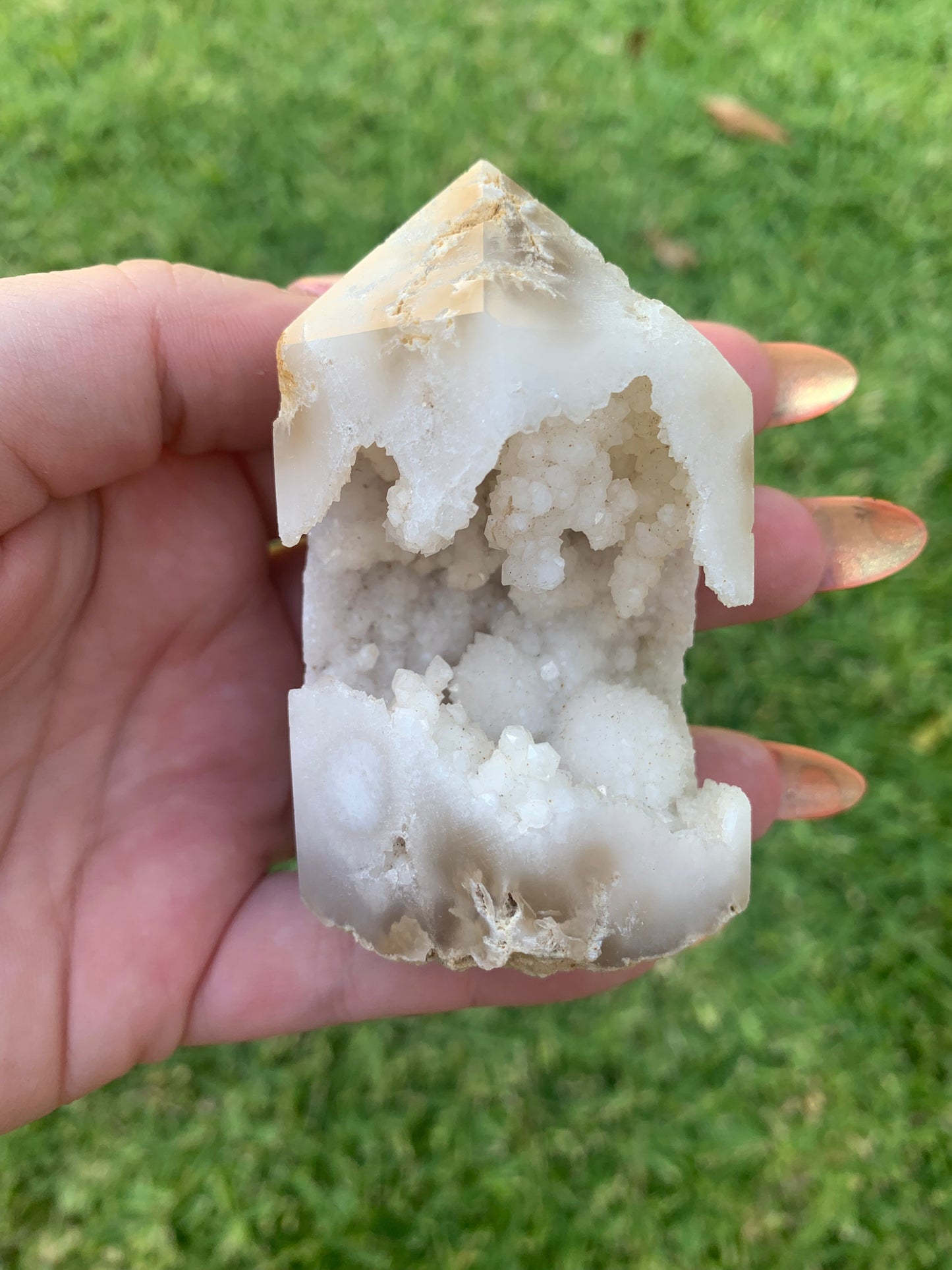 Druzy White Agate Tower