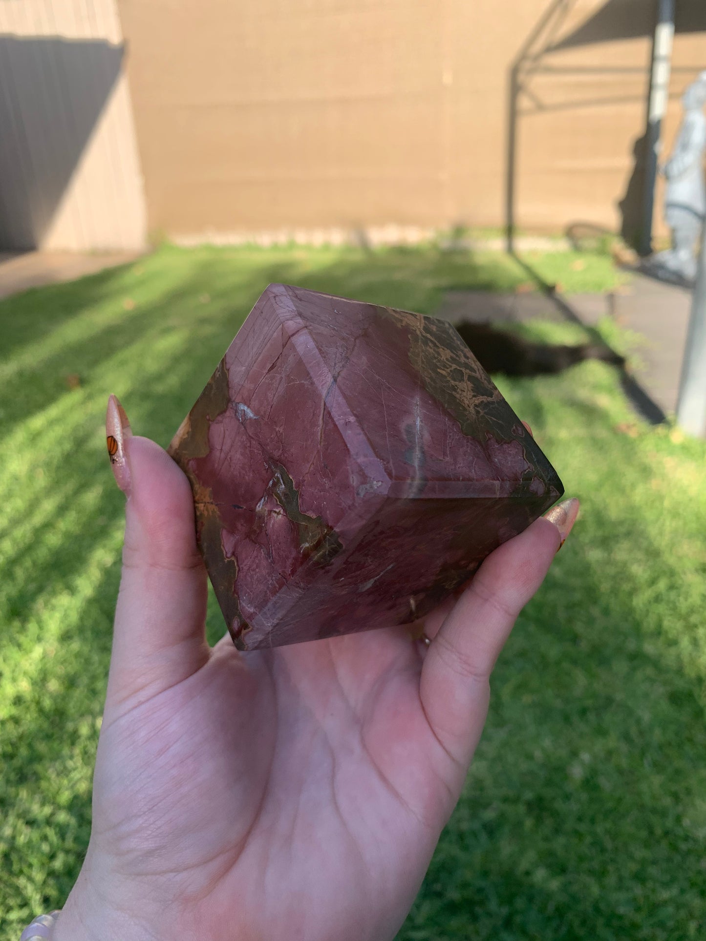 Cherry Creek Agate Floating Cube